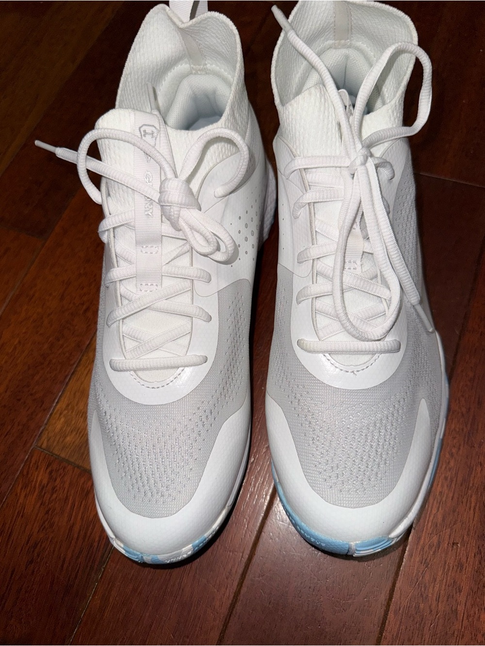 Under Armour Women’s Lacrosse Cleats White Blue Gray – Size 9.5